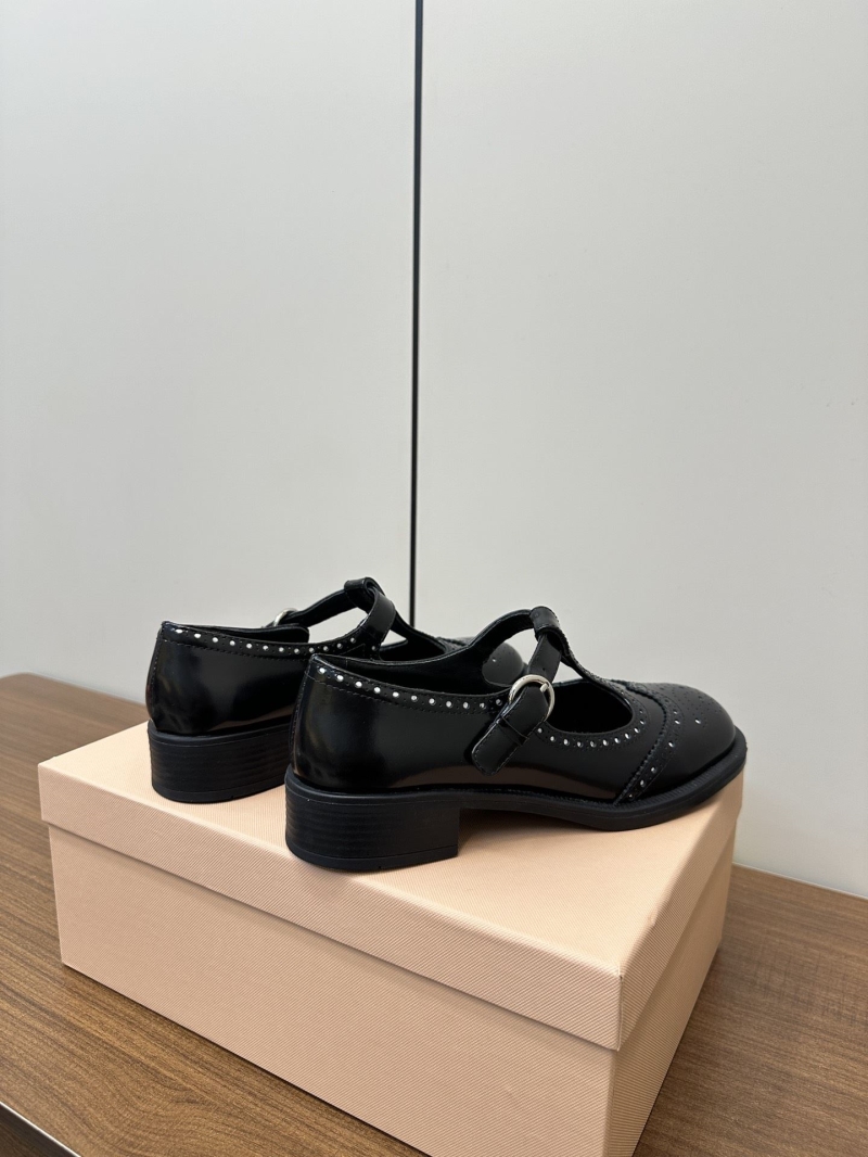 Miu Miu Casual Shoes